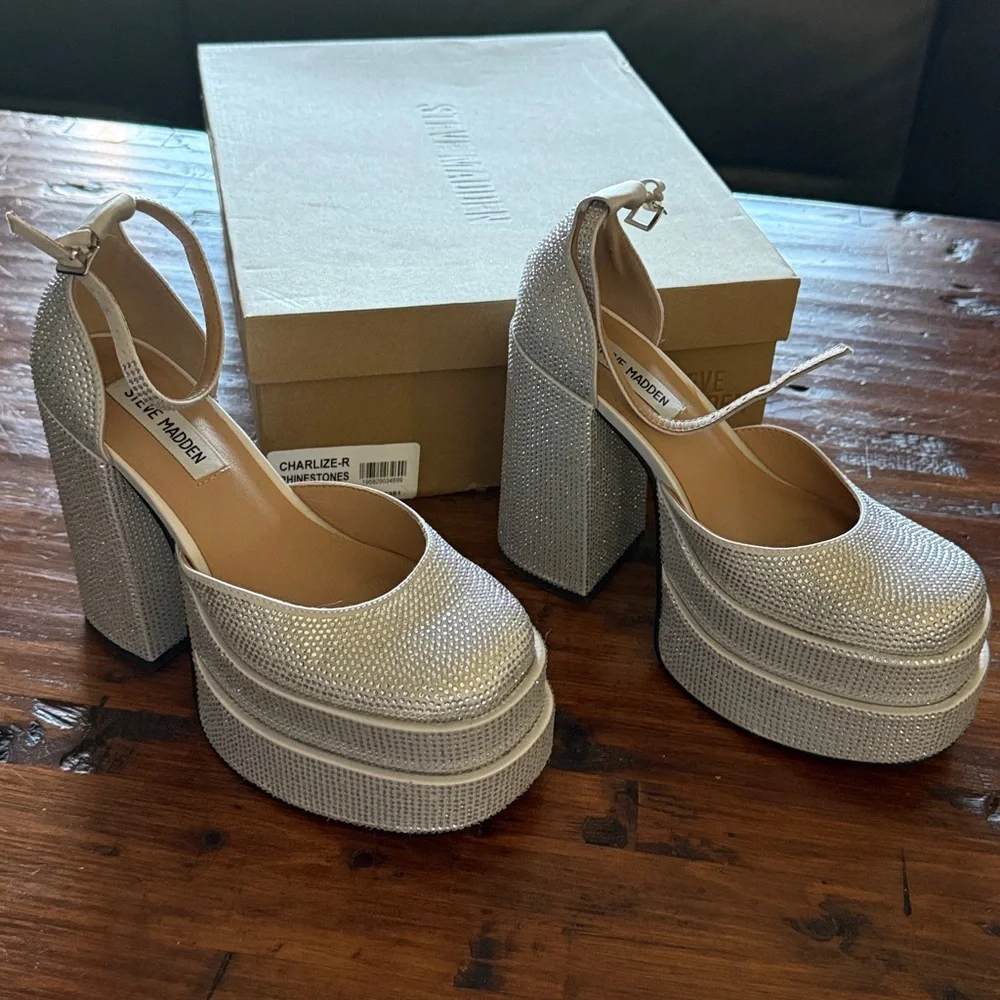 Steve Madden demand attention